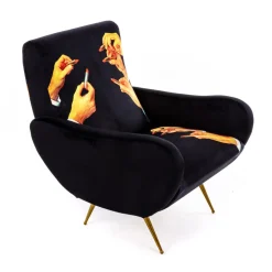 Armchair Lipstick Black