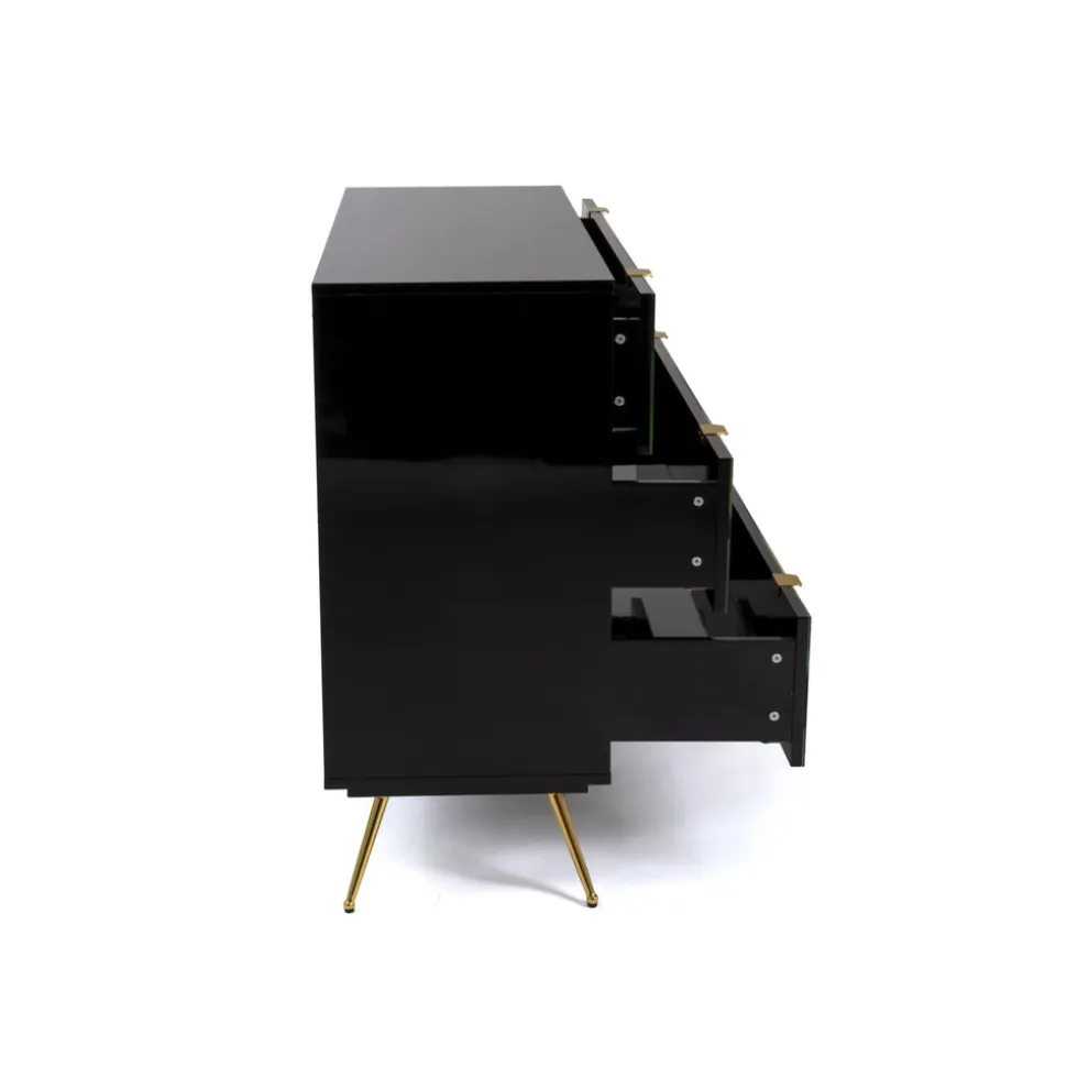 Chest of Three Drawers Trumpets