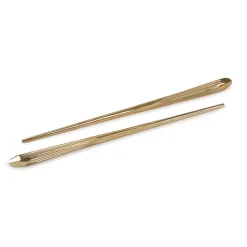 Cosmic Diner Quasar Chopstick