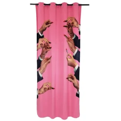 Curtain Lipstick Pink