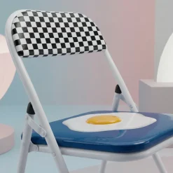 Folding Chair Egg