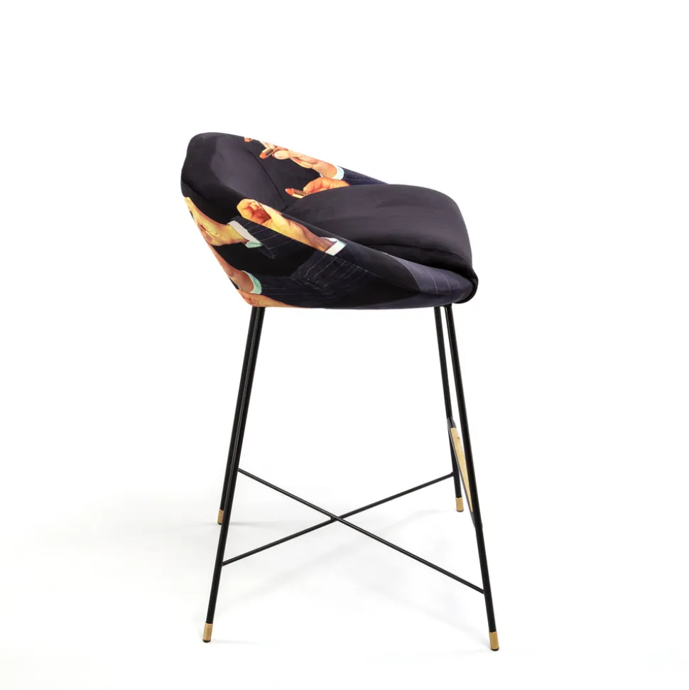High Stool Pink Lipsticks Black