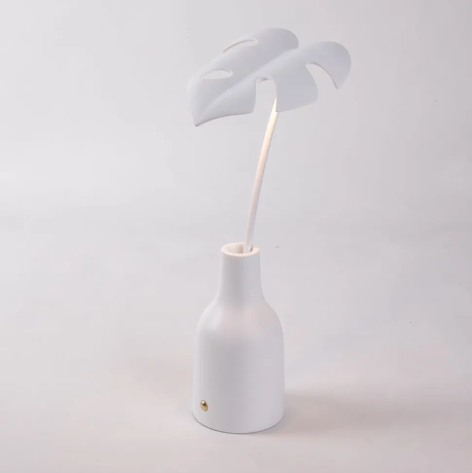 Leaf Light Delicio