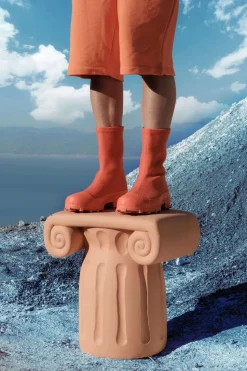 Magna Graecia Terracotta Capitello