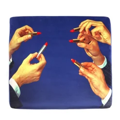 Pouf Lipsticks