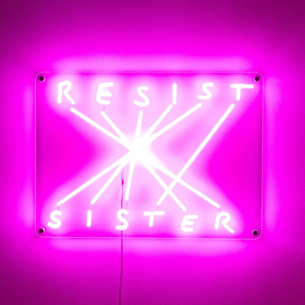 Resist Sister Led Lamp