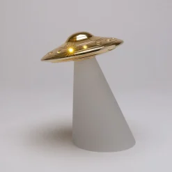 Roswell Lamp