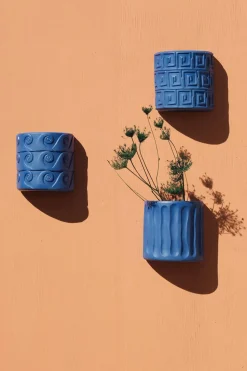 Terracotta Wall Vase Greche Blue