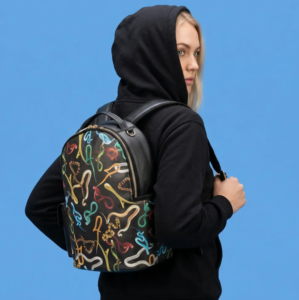 Travel Kit Rucksack Snakes