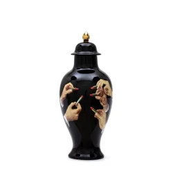 Vase Lipsticks