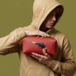 Wash Bag Revolver